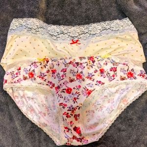NWOT Xhiliration Bikini Underwear